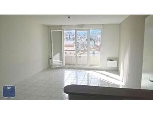 Location appartement 2 pièces 47 m² à Clermont-Ferrand (63000)