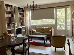 Location appartement 2 pièces 70 m² à Lille (59000)