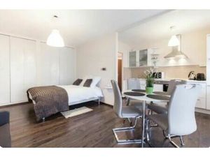 Location appartement 1 pièce 37 m² à Strasbourg (67000)