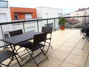 Vente appartement 3 pièces 78 m² Lyon 8 (69008)