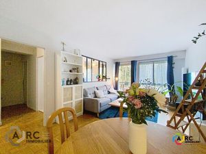 Appartement de 2 pièces (54 m²) en vente à SAINT JEAN DE BRAYE