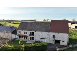 Grande maison de caractère