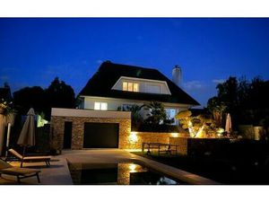 Maison Mandres-les-Roses 287 m² T-6 à vendre  1 090 000 €