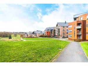 A deux pas du lac de LLN - 3ch avec garage et parking