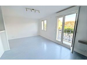 Location appartement  m² T-1 à Triel-sur-Seine  700 €