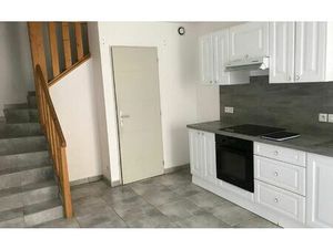 Location maison  m² T-3 à Saint-Marcellin  555 €