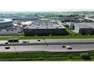 Bâtiment industriel de 13 541 m² à louer dans un EMPLACE...