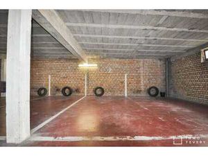 Emplacement de voiture à louer  Jozef Nellenslaan 175.