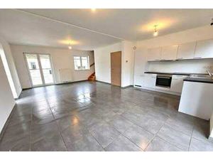 ? A louer - Agréable maison bel-étage 3 façades ?