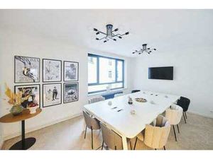 CEE: Bureau meublé avec services compris