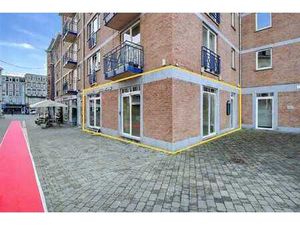 Magnifique REZ Commercial sur piétonnier au centre de SPA