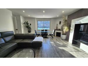 A VENDRE  PEYROUSE  Maison de 235 m² habitables sur une parcelle de 574 m²