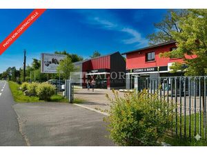 Location commerce 211 m² à Saint-Genis-Laval (69230)