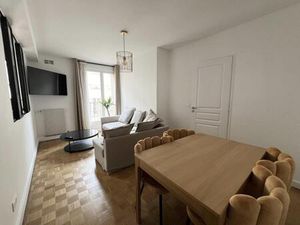 Location appartement 2 pièces 42 m² à Versailles (78000)