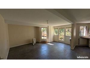 Loue appartement 3 chambres bėalières Meylan