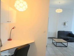 Appartement 2 pieces meublé proces des commodités