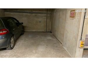 Loue place de parking dans une résidence sécurisée