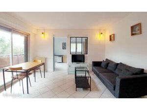 Boutonnet Philippidès Joli Studio avec parking