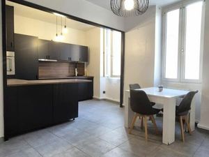 A louer  charmant T3 de 47 m2 en plein cœur de Saint-chamas