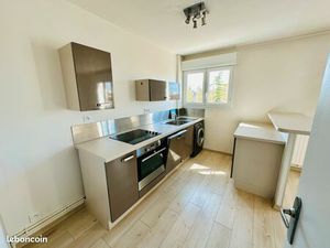 F2 de 46m² proche centre-ville avec parking