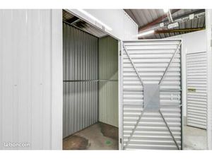 Garage/box 4 m² Coignieres