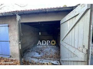 Parking/box 12 m² Plascassier