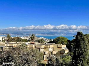 Studio 1 pièce 25 m²