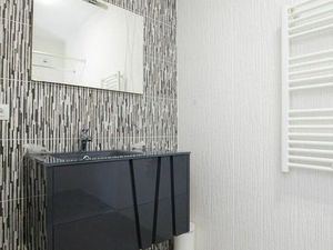 Aubaine F2 meublé  lumineux à Beausoleil