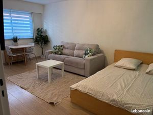 Location studio meublé jusqu’à mai Golfe Juan centre