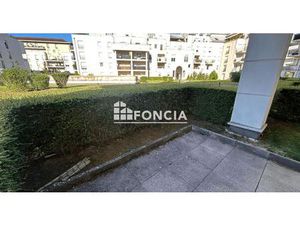 APPARTEMENT TYPE STUDIO AVEC TERRASSE