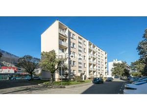 T3 56m2 avec cave dans copropriété fermée