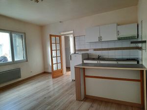 Appartement Surgeres 1 pièce(s) 27.46 m2