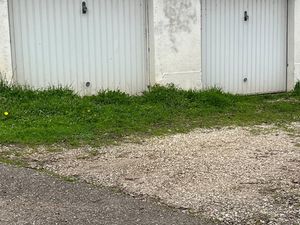 GARAGE CENTRE VILLE - QUARTIER ST NAMPHAISE