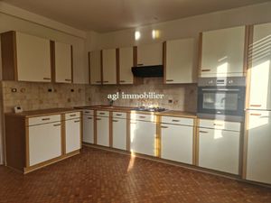 Coudekerque Branche  Maison F4 avec jardin et garage.