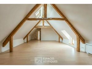 Grange réhabilitée au coeur du village de Rochefort-en-Yvelines