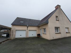 JOSSELIN : quartier calme et recherché