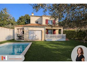 MAISON FAMILIALE PISCINE