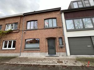 Maison à louer à Sint-Pieters € 1.250 (LIQP2) - Immo Woon! | Zimmo