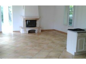 Location maison  m² T-3 à La Rochelle  1 596 €