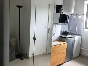 Studio métro Oberkampf 11è 13 m2