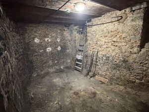 Vente cave rue de la pompe
