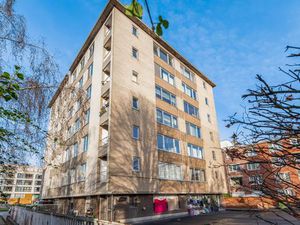 Appartement à vendre à Deurne € 190.000 (LIQMR) - At Home & Partners Immo | Zimmo