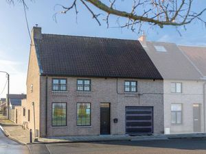 Maison à vendre à Eeklo € 499.000 (LIQFM) - Contact Groep | Zimmo