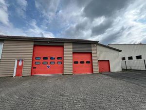 Local d'activités à vendre