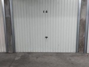 Garage/box 13 m² Grigny Sur Rhone