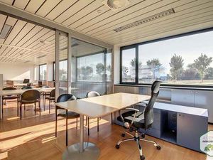 Bien professionnel à louer à Luingne € 1.590 (LIO04) - DL Groupe - Mouscron 056 | Zimmo