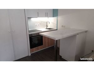 Studio Thiais 26m2  parking s/sol 790 CC