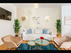 Murs commerciaux 99 m² PARIS