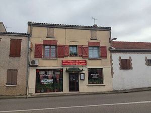 Vente maison 4 pièces 90 m² Castelsarrasin (82100)