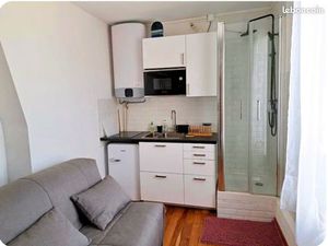 Studette paris panthéon